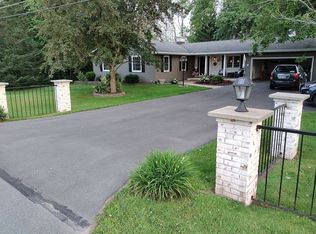 41 Perry Hill Rd, Oswego, NY 13126