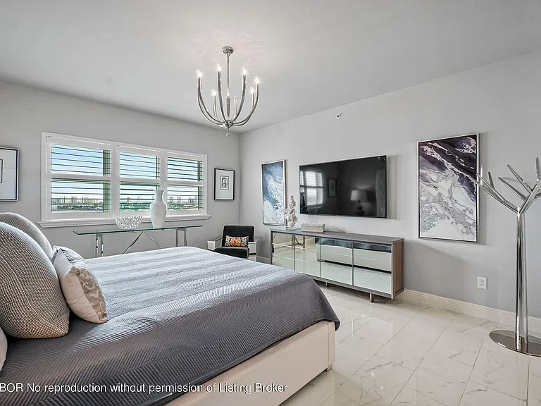 2650 Lake Shore Dr #1203 — Photo 18
