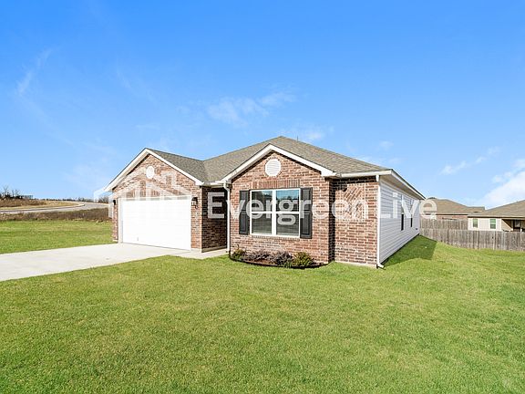 3rd image of 1118 Raven Dr