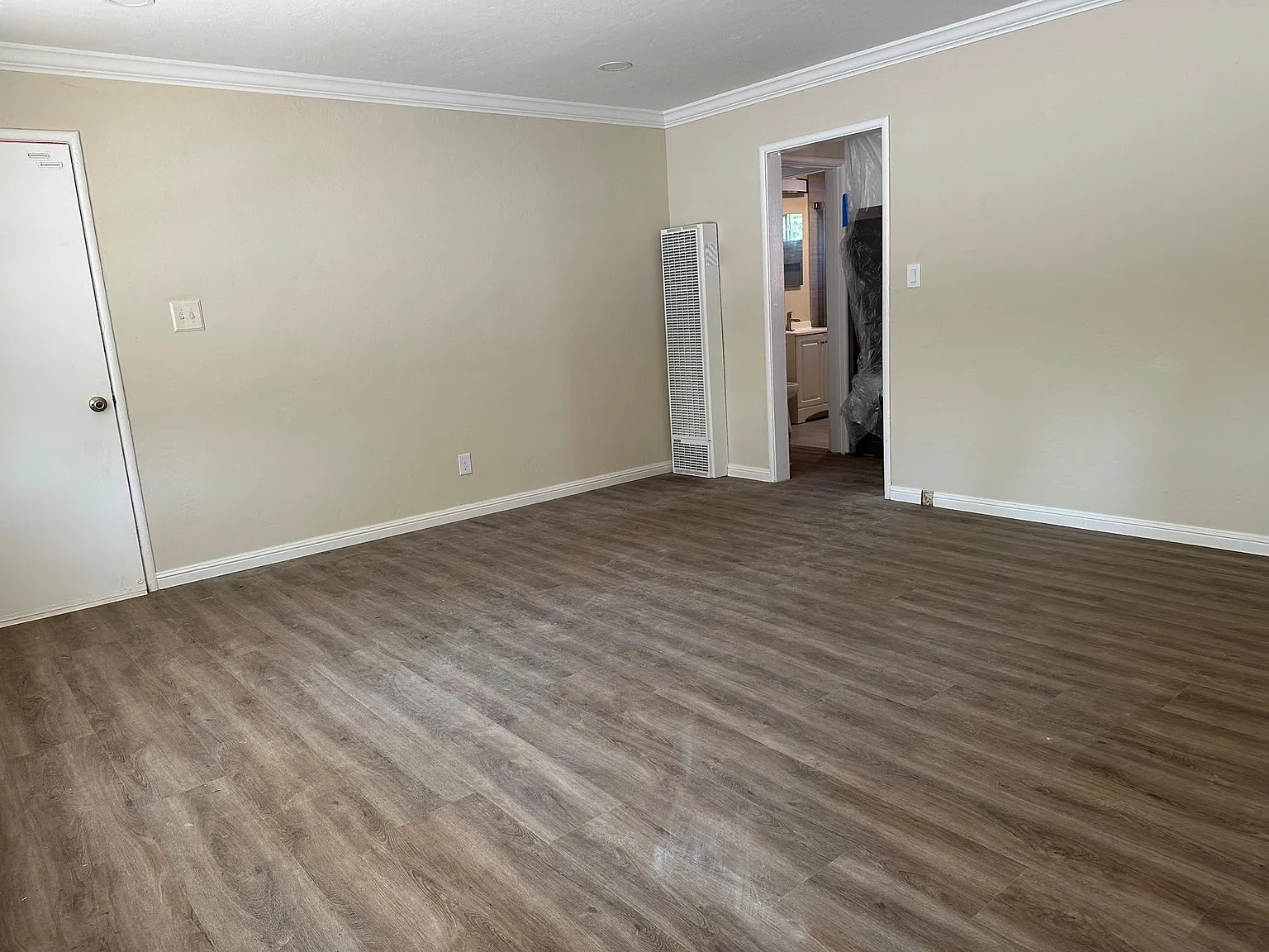 2 bed, 928 sqft, $3,390 — Photo 4