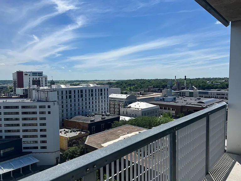 201 E Washington St #1201 — Photo 8