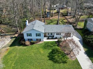 6812 Valley Dr, Raleigh, NC 27612