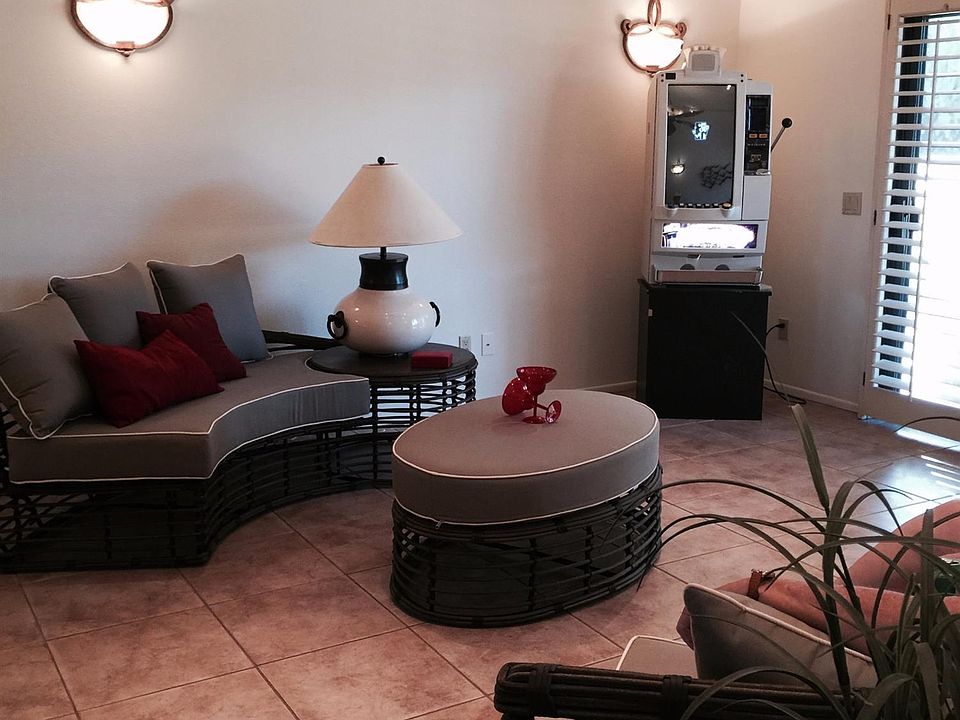 2nd image of 40985 Inverness Way