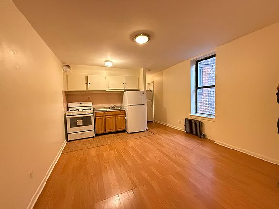 2nd image of 480 Clinton Ave #5B