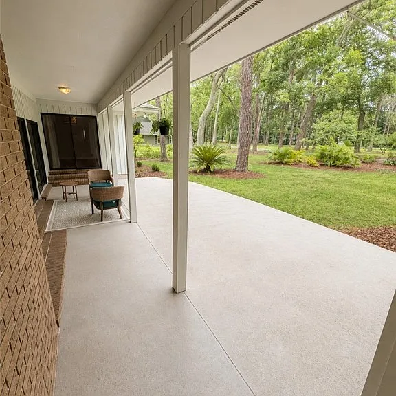2 Abbott Ln — Photo 39