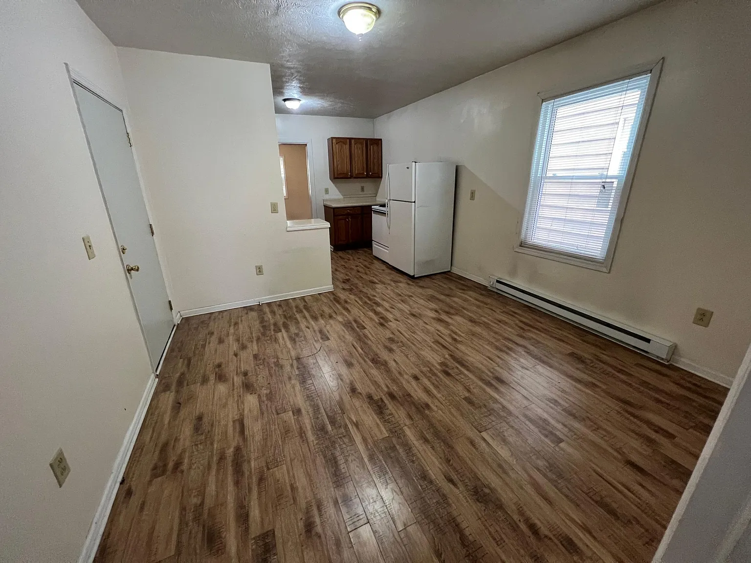 728 Beaver Ave — Photo 2