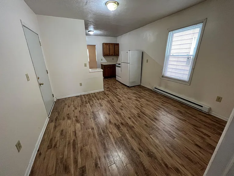 728 Beaver Ave #2 — Photo 2
