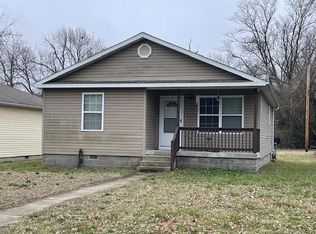 1016 E 16th St, Pittsburg, KS 66762