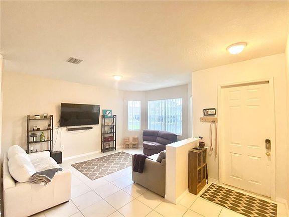 5th image of 2040 NW 100th Avenue