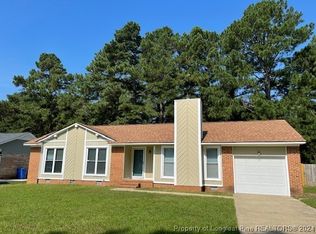 6801 Seaford Dr, Fayetteville, NC 28314