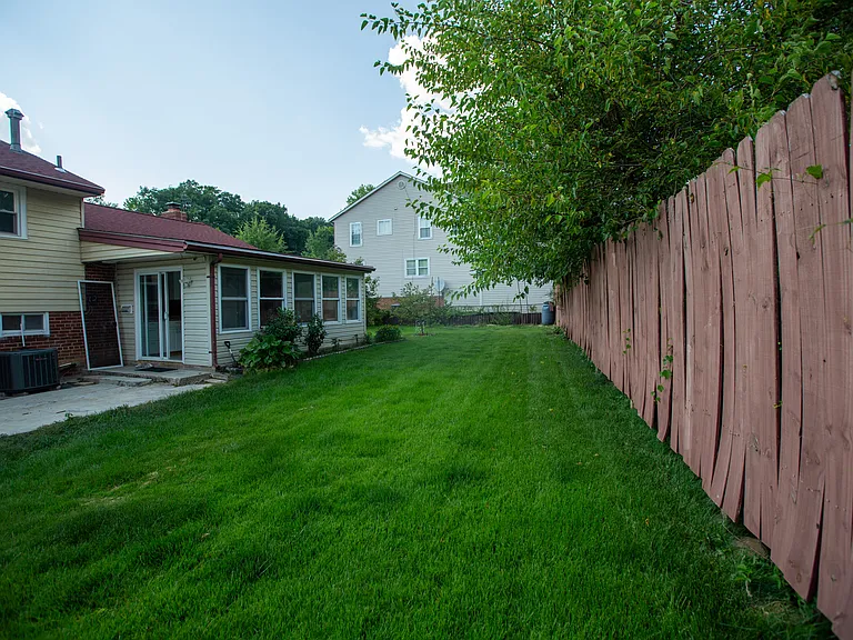6741 Bostwick Dr — Photo 34