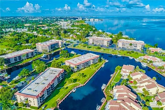 Emerald Pointe Living Community