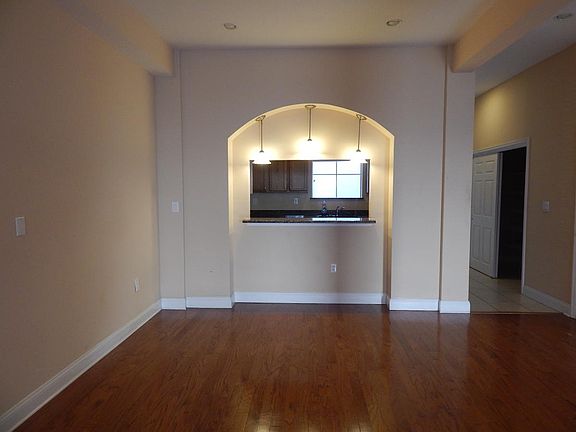 5th image of 5503 Island Creek Pl