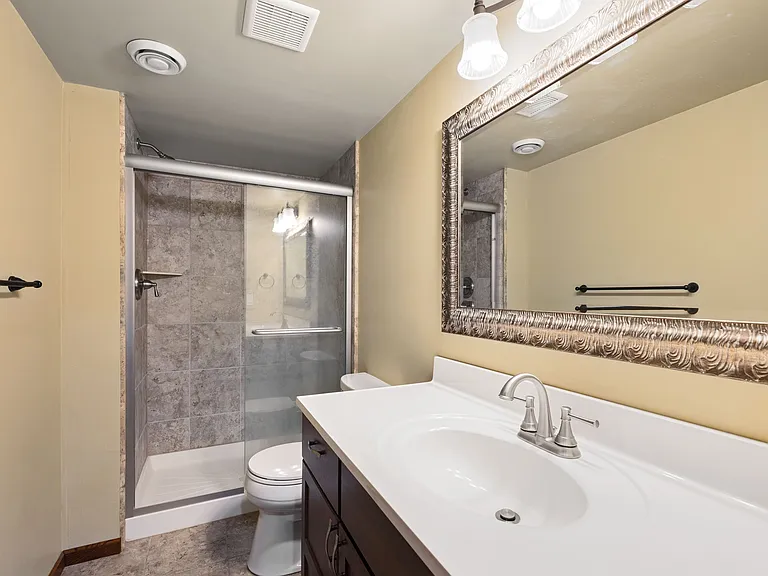 16940 Glencoe Ave #1 — Photo 19