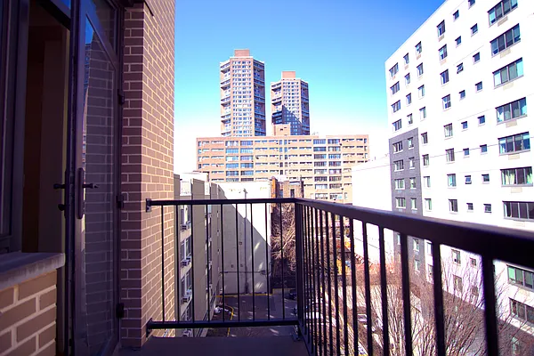 Rented by Keller Williams NYC | media 40