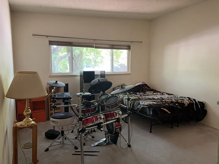 606 Isla Pl — Photo 7