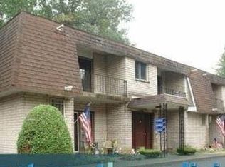 1066 Curry Rd APT 54, Schenectady, NY 12306