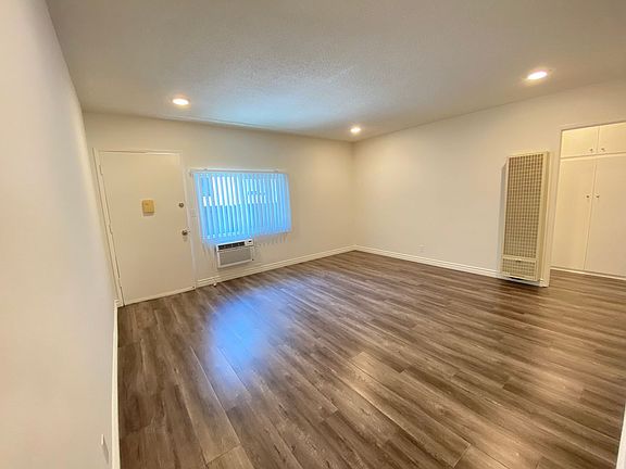2nd image of 3635 Westwood Blvd APT 2