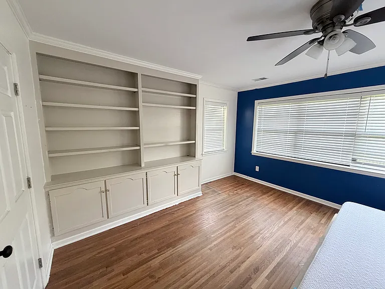 4922 Amboy Rd — Photo 14