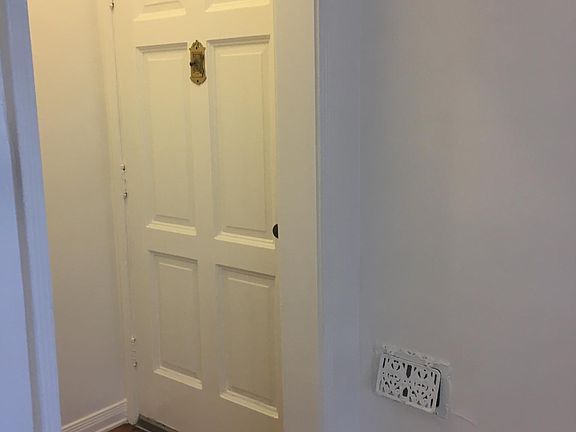 3rd image of 444 N Spaulding Ave #444