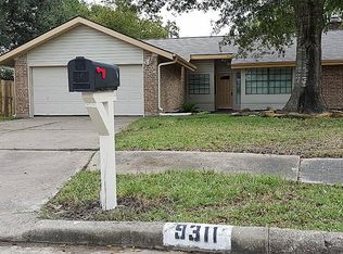 9311 Moorfield Ct, Houston, TX 77083