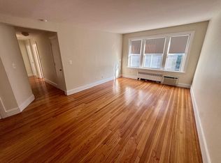 48 Lancaster Ter #101, Brookline, MA 02446