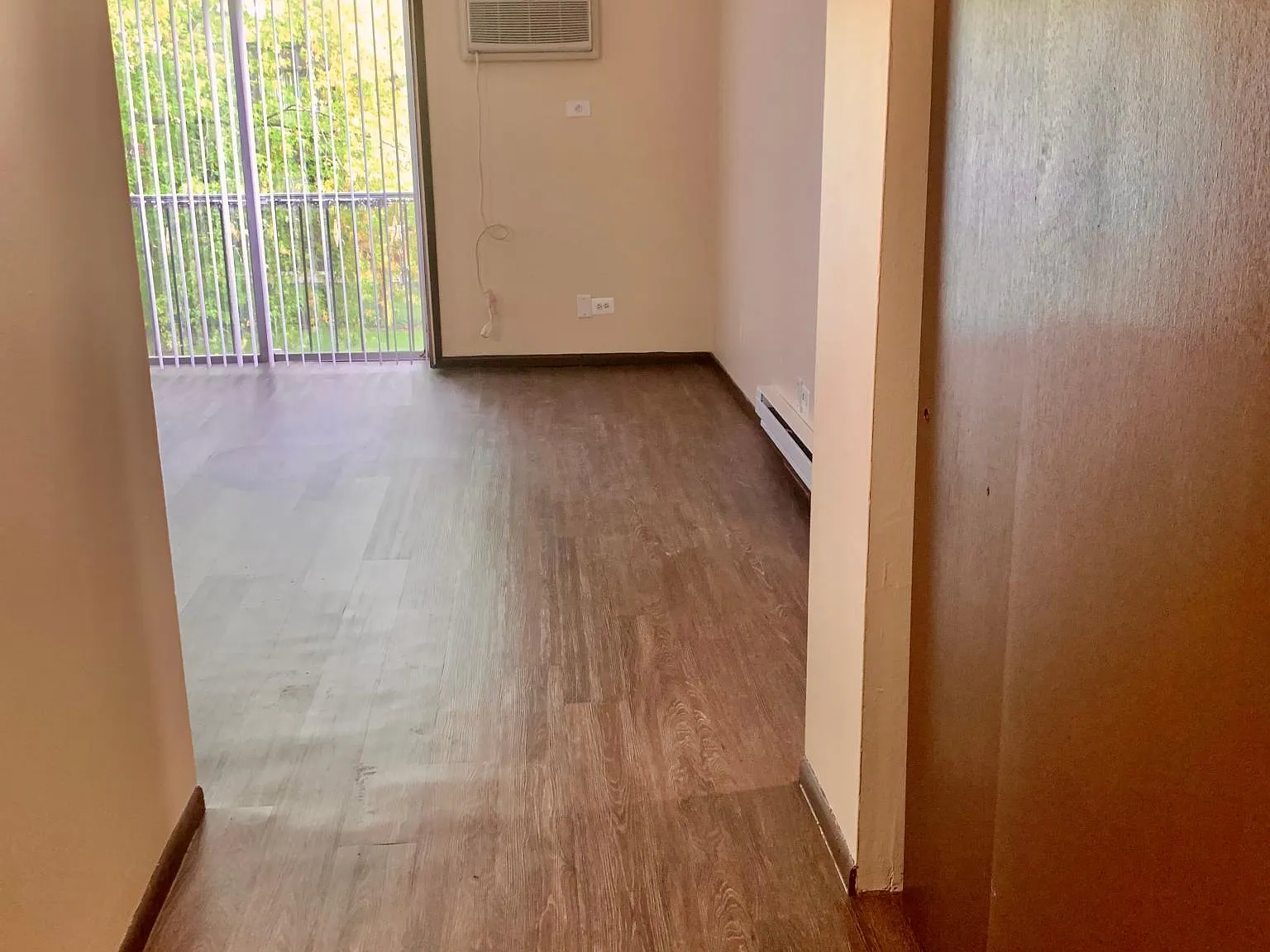 1 bed, 740 sqft, $1,325 — Photo 2