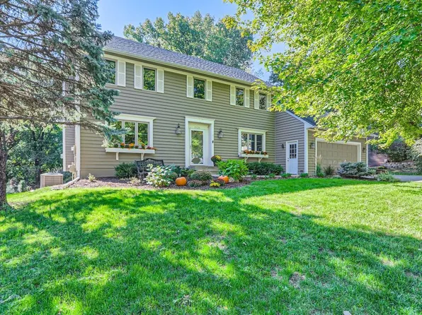 7434 Upper 136th St W, Apple Valley, MN 55124