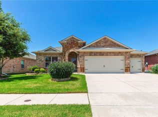 5847 Candlelight Ln, Grand Prairie, TX 75052