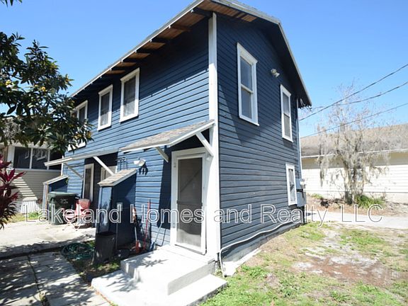 2nd image of 906 1/2 Vistabula St Unit 1