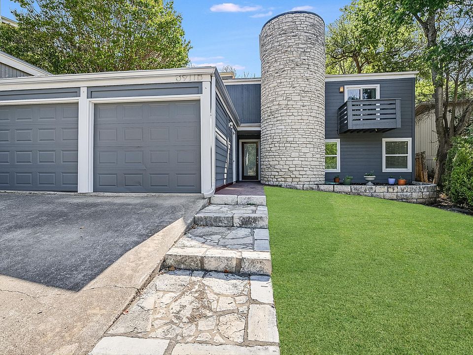 1st image of 6911B Thorncliffe Dr