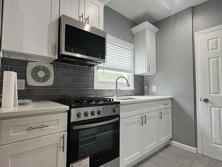 87 Wessington Ave #3 — Photo 1