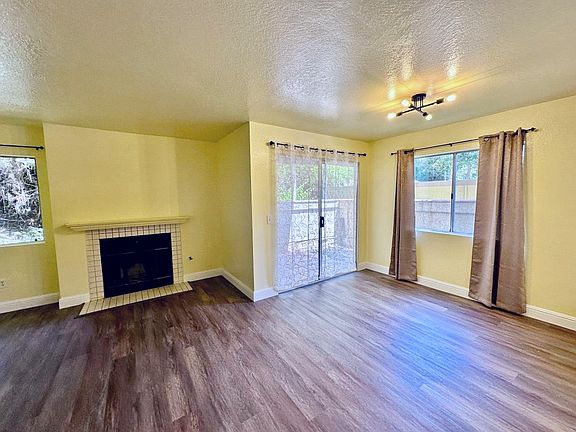 4th image of 11275 Avenida De Los Lobos Unit B