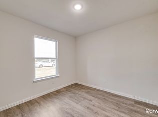 2814 Wellington St, Greenville, TX 75401