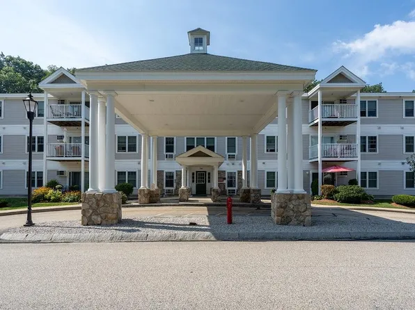 245 Edward J Roy Drive #316, Manchester, NH 03104