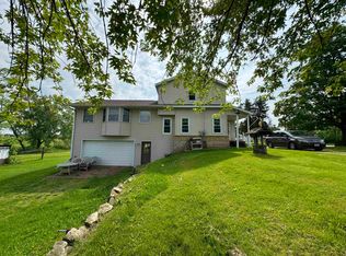 1695 Mill Rd, Greenleaf, WI 54126