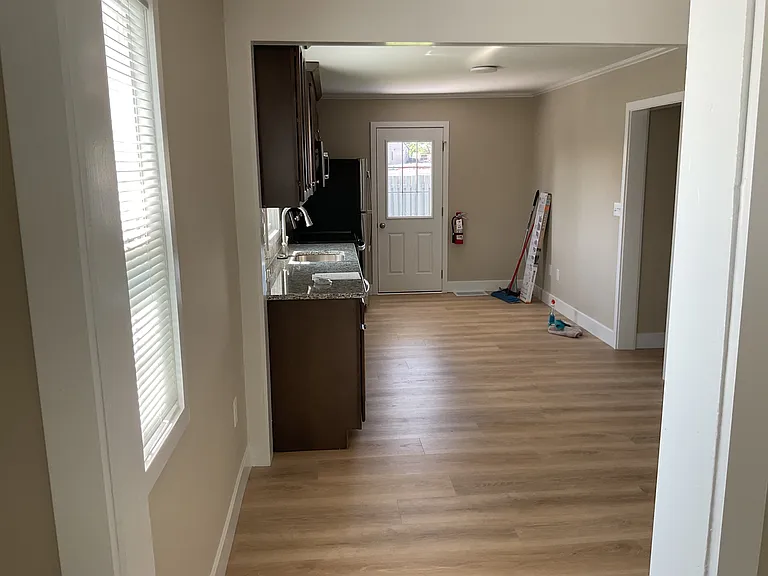 15 Owl Hill Rd — Photo 8