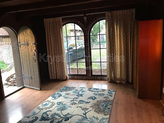 4th image of 50 Winslow Ave #B