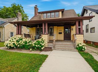 6931 Aetna Ct, Wauwatosa, WI 53213