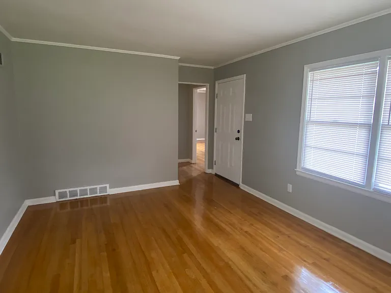 4301 Fredericks Ave — Photo 5