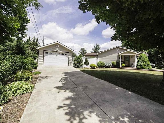 4th image of this home