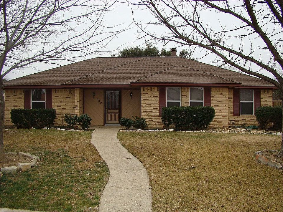 1st image of 909 Hillside Ln