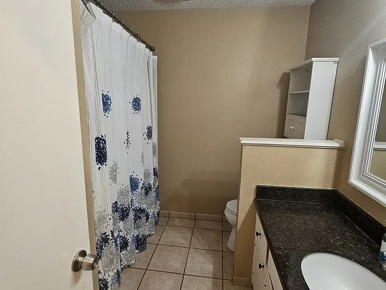 2402 Emerson Ct — Photo 4