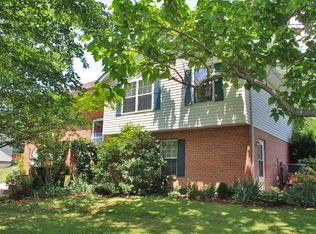 832 Hideaway Dr, Somerset, KY 42503