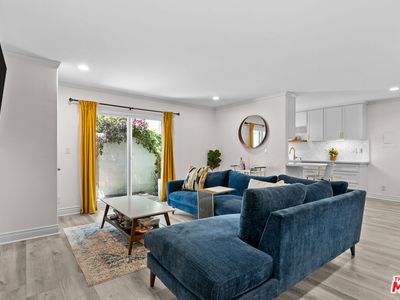 4381 Ventura Canyon Ave Unit 4, Sherman Oaks, CA, 91423