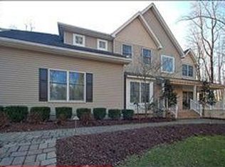 21 Pleasant View Rd, Lebanon, NJ 08833