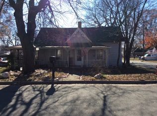 408 Poplar St, Graham, NC 27253