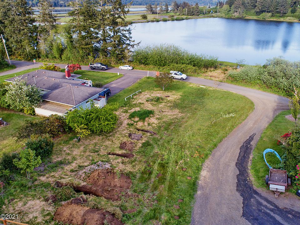 1st image of LOT 1000 SE Hawley Ln