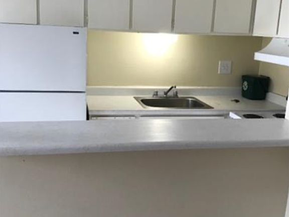 3rd image of 4130 11th Ave NE #7004