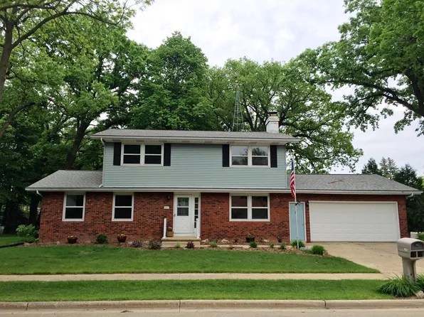 1820 Chapman Ave, Fond Du Lac, WI 54937